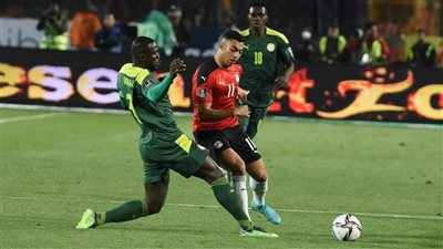 وصول علي جبر ورامي ربيعة لفندق إقامة منتخب مصر 