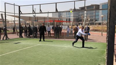 وزير التعليم العالي يتفقد فرع جامعة كوفنتري البريطانية 