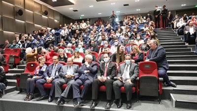  وزير التعليم العالي يتفقد فرعي جامعة الأمير إدوارد ورايرسون