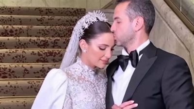 بكلمات مليئة بالحب..أصالة تهنئ ابنتها شام بحفل زفافها