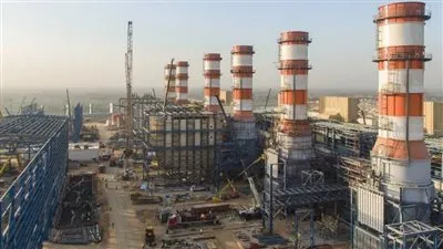 المتحدث يكشف تفاصيل ومزايا إنشاء محطة الكهرباء العائمة (فيديو)