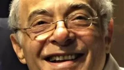 بكلمات مؤثرة.. لقاء الخميسي تنعي الفنان عهدي صادق