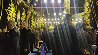 فتحي سرور أول الحاضرين بعزاء نقيب المحامين (فيديو)