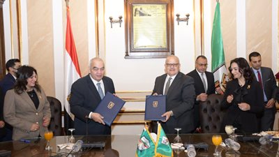 توقيع بروتوكول تعاون بين جامعة القاهرة وهيئة قضايا الدولة 
