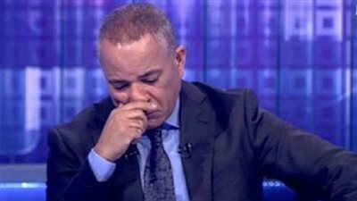 أحمد موسى: جمهور السنغال ألقى زجاجات المياه على الملعب.. والحكم ربنا ينتقم منه