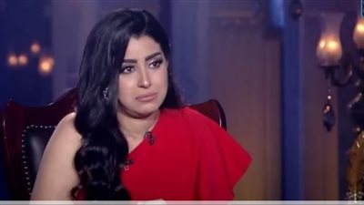 آيتن عامر تكشف تفاصيل تعرضها لالتهاب في الحنجرة والأحبال الصوتية