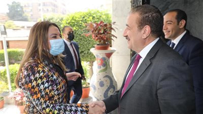 محافظ المنوفية يستقبل نائب وزير الاتصالات للتطوير المؤسسي