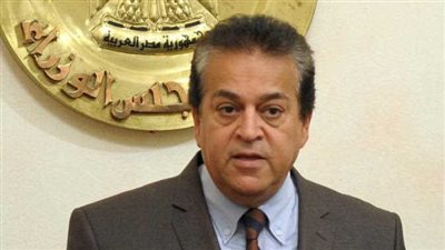 وزير التعليم العالى يناقش مقترح إنشاء حاضنة تكنولوجية لعلوم الفضاء