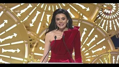 بماذا وصفت جاسمين طه المطربة آمال ماهر خلال تقديمها للجمهور في مهرجان الموسيقى العربية؟