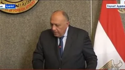 شكري: مباحثات موسعة مع وزير خارجية أنجولا لبحث العلاقات الثنائية