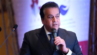 عبد الغفار: اهتمام السيسي ساهم في بناء منظومة قادرة على مواجهة كورونا