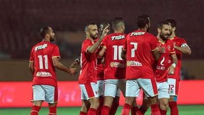 بالأسماء.. موسيماني يطيح بثلاثي الأهلي في الصيف