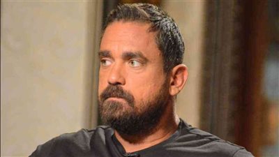 أمير كرارة يكشف عن حقيقة الخلاف بينه وبين أحمد عز