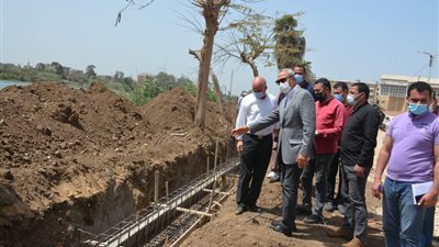 محافظ القليوبية يتفقد عددا من المشروعات ببنها وكفر شكر