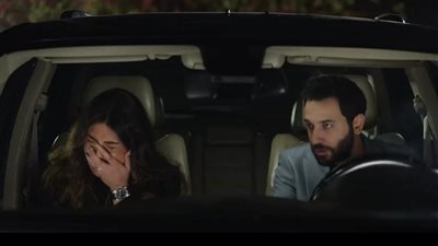 ريهام حجاج تتورط في حادث سير وتهرب مع كريم قاسم...تفاصيل الحلقة الثانية من 