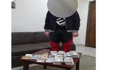 سقوط رجل أعمال لاتهامه بالاتجار في النقد الأجنبي بالتجمع