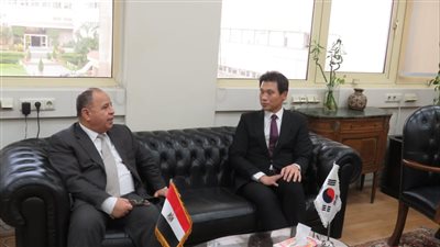 وزير المالية: تحفيز الاستثمارات لتحسين مستوى المعيشة وتوفير فرص العمل