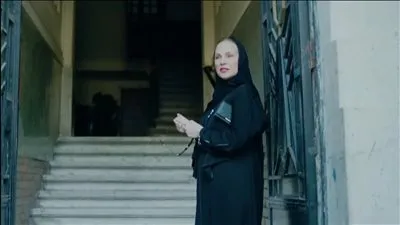 شیرین رضا لأول مرة بعبایة سوداء في مسلسل شغل في العالي