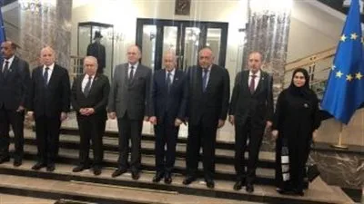 وزراء مجموعة الاتصال العربية بشأن أوكرانيا يلتقون وزير الخارجية البولندي