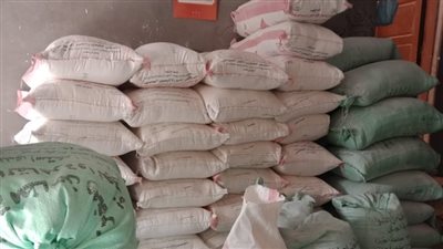 مباحث التموين تداهم مخبز غير مرخص بعين شمس 