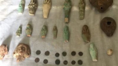 سقوط عامل بحوزته 16 قطعة أثرية في التبين