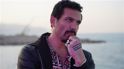 حسن الرداد يخوض أولى تجاربه الغنائيه بأغنيه 