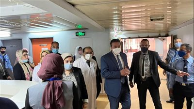 خالد عبدالغفار يوجه بتطوير شامل لمستشفى الهلال وتحديث جميع أجهزة قسم العلاج الطبيعي