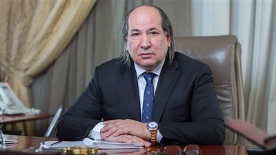 نائب وفدي يطرح مقترحات لتحجيم الزيادة السكانية أمام مجلس الشيوخ 