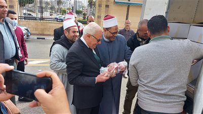 الانتهاء من توزيع 2000 شنطة رمضان على الأسر الأولى بالرعاية ببورسعيد