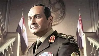 ماكيير “الاختيار3” يكشف كواليس تقمص ياسر جلال لشخصية السيسي (فيديو)