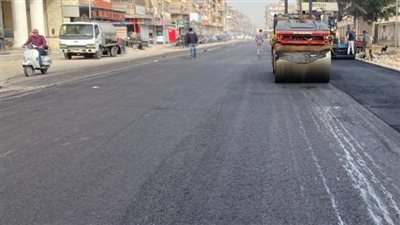 محافظ بورسعيد: استمرار أعمال الرصف بشارع النصر 