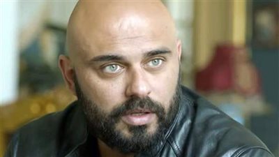 أحمد صلاح حسني: 