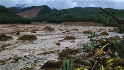 الفلبين تعلن مقتل 25 على الأقل في فيضانات وانهيارات أرضية