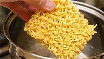 برلمانية: الإندومي سم قاتل للأطفال ويضر بصحة القلب والمخ