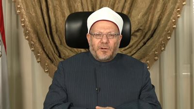 هل يجوز في صلاة التراويح التنقل من مسجد لأخر أو الصلاة بالمنزل؟.. مفتي الجمهورية يجيب