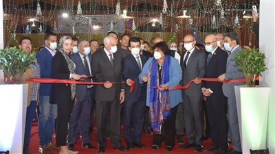 وزيرة الثقافة ومدير عام الإيسيسكو ومحافظ الجيزة يفتتحون معرض فيصل العاشر للكتاب