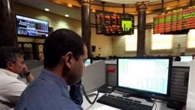مؤشرات البورصة تعود للهبوط.. و