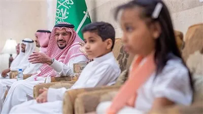 سمو أمير القصيم يُشاركُ أبناءَه الأيتام مأدبة الإفطار