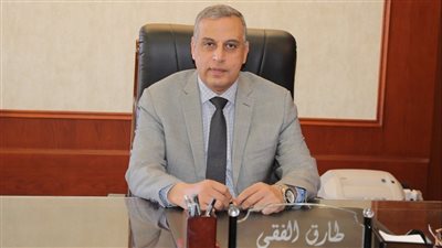 محافظ سوهاج: لا زيادة في تعريفة الركوب لسيارات الأجرة وتكثيف حملات لمتابعة المواقف