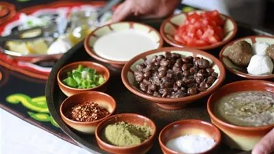 ما الأطعمة التي تسبب خمول للغدة الدرقية