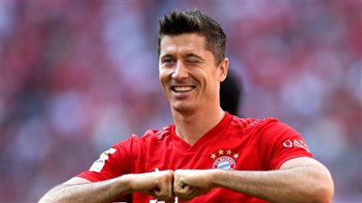 سباق الحذاء الذهبي: ليفاندوفيسكي يقترب ومركز متأخر لـ 