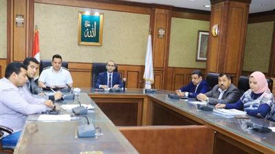 نائب محافظ سوهاج يترأس الاجتماع الدوري للجنة العليا لفحص تراخيص البناء