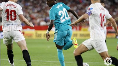 ريال مدريد يحقق فوز مثير على إشبيلية في الدوري الإسباني