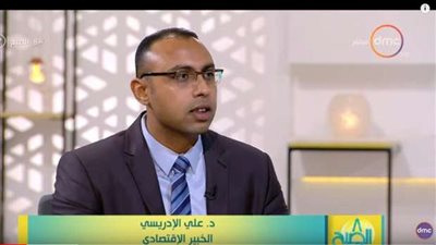  خبير اقتصادي يكشف سبب وقف استيراد بعض المنتجات (فيديو)