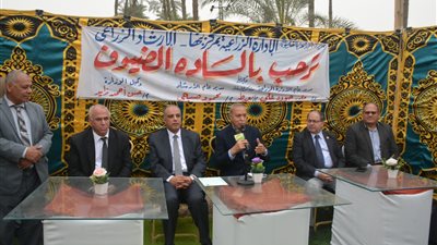 محافظ القليوبية يستضيف وفدًا من وزارة الزراعة لحضور يوم حقلي 