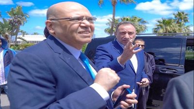 سفير مصر بالمغرب يستقبل بعثة الأهلي برئاسة الخطيب