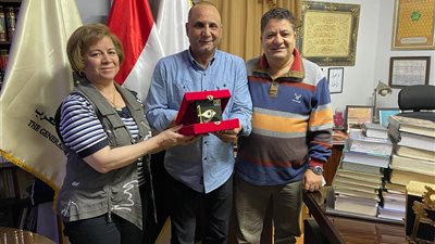 مهرجان الأقصر للسينما الإفريقية يسلم جابي خوري ومسعد فوده تكريمهما المستحق