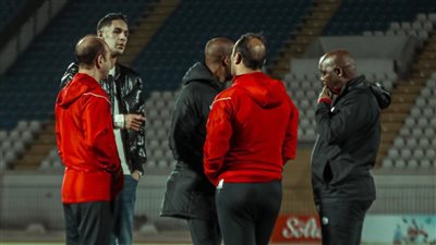 محاضرة أخيرة لنجوم الأهلي قبل موقعة الرجاء