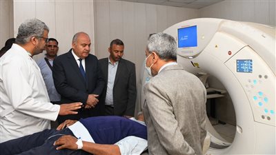 محافظ قنا: تقديم أوجه الرعاية لمصابي حادث الأتوبيس السياحي لحين تماثلهم للشفاء 