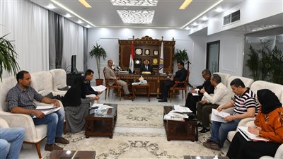 الداودي يوجه بسرعة الانتهاء من مشروع تطوير المناطق غير المخططة بمدينة قنا